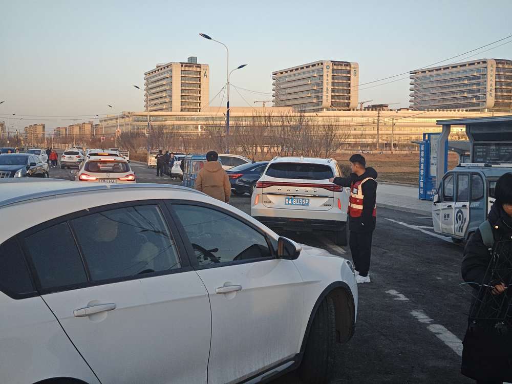 五分公司黄河大道北延项目部 (4).jpg